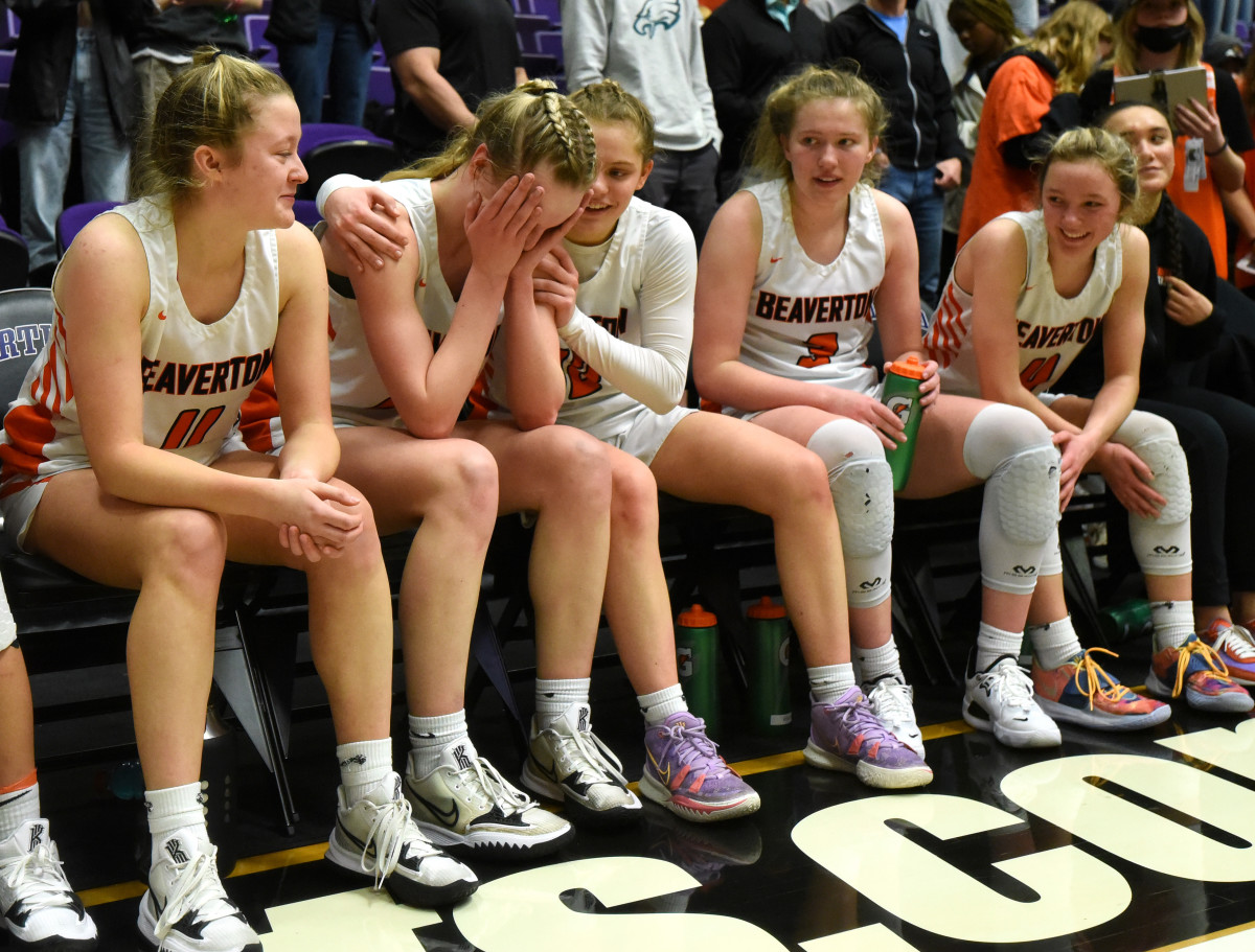 z Beaverton Barlow girls basketball Taylor Balkom 11